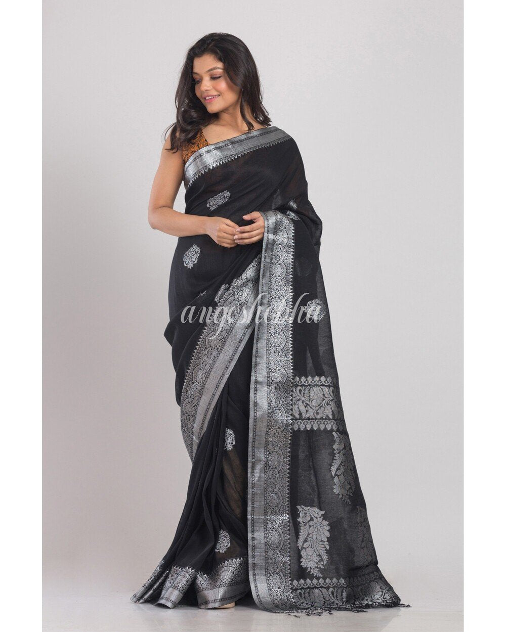 Women's Black Handwoven Linen Saree