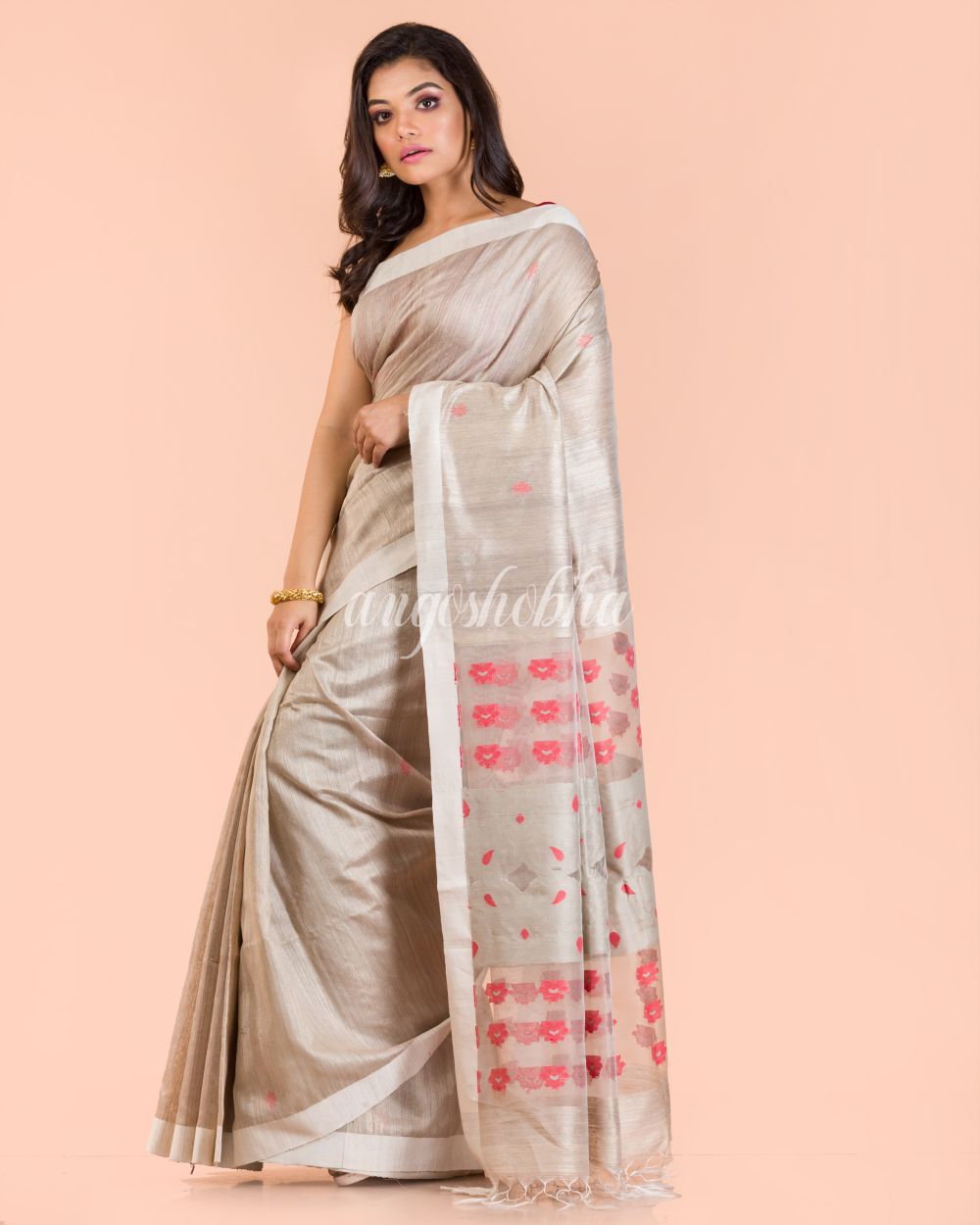 Women's Silver Beige Handwoven Matka Silk Saree