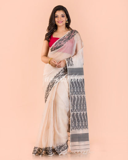 Women's Peach Handwoven Silk Saree
