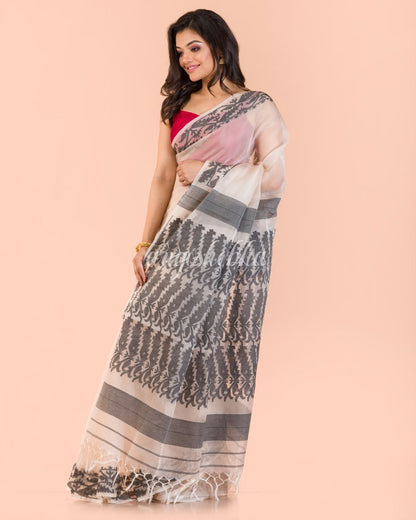 Women's Peach Handwoven Silk Saree