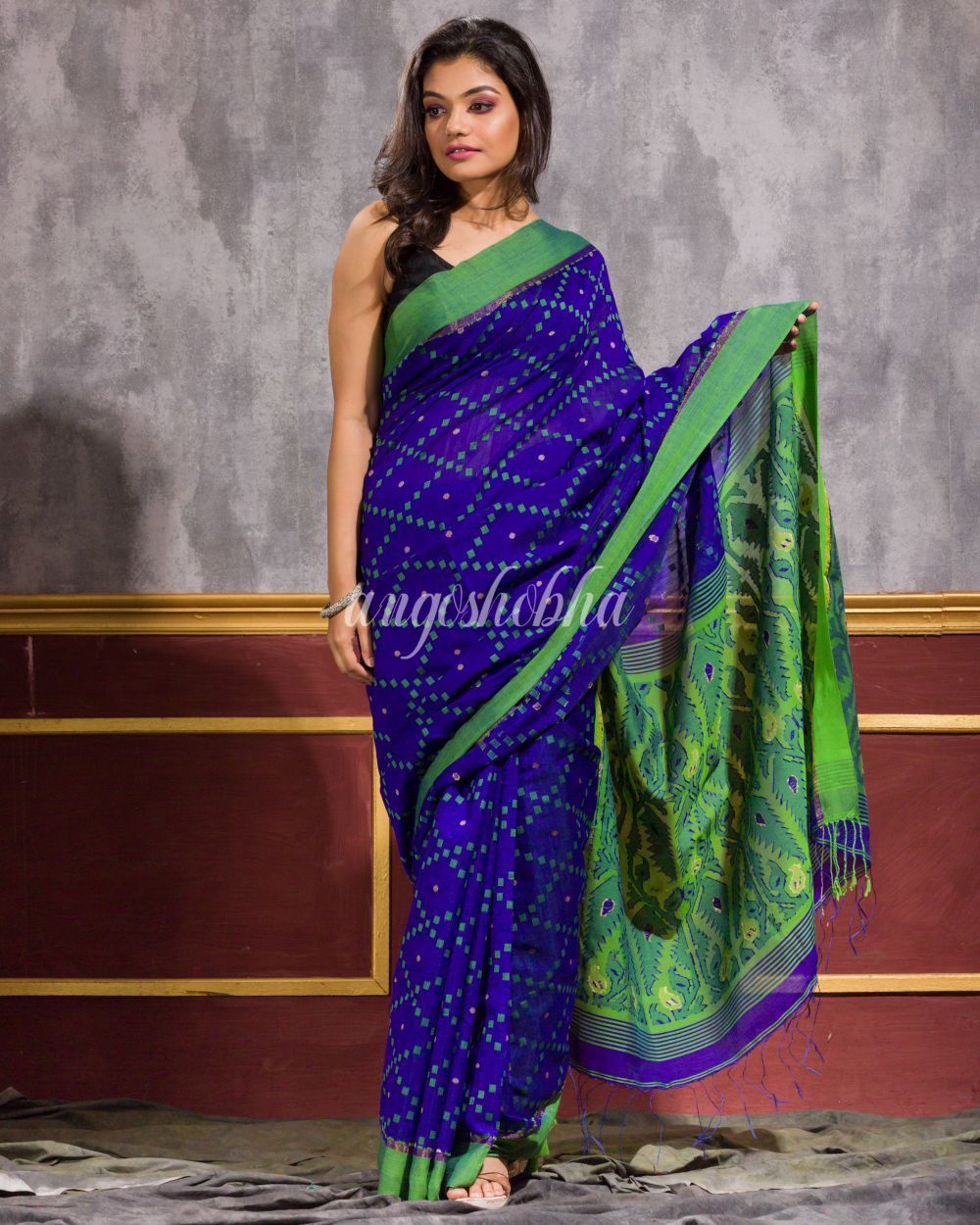 Women's Blue Blended Cotton Dhakai Jamdani Saree