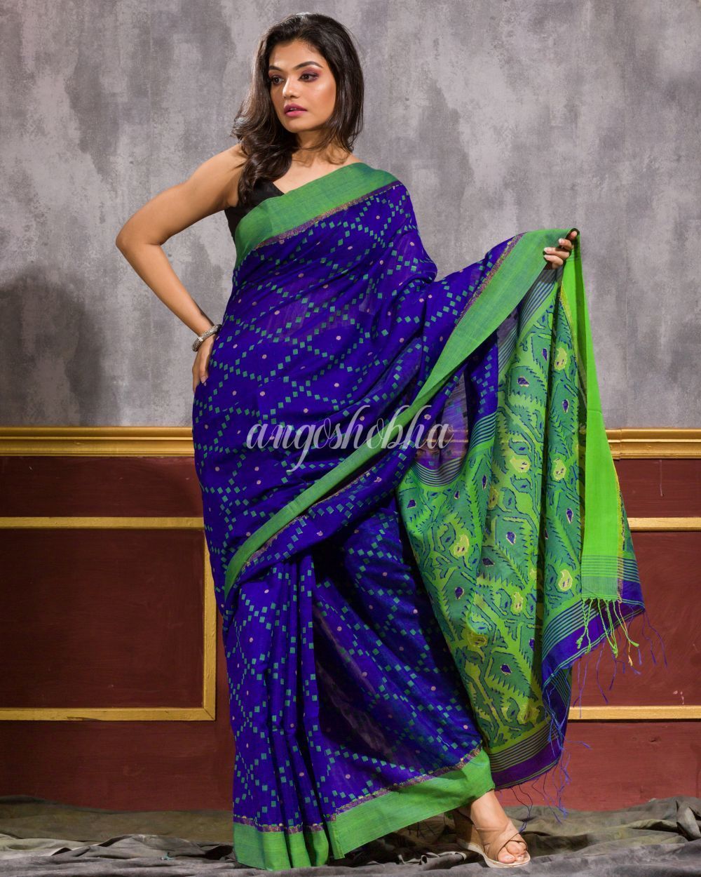Women's Blue Blended Cotton Dhakai Jamdani Saree