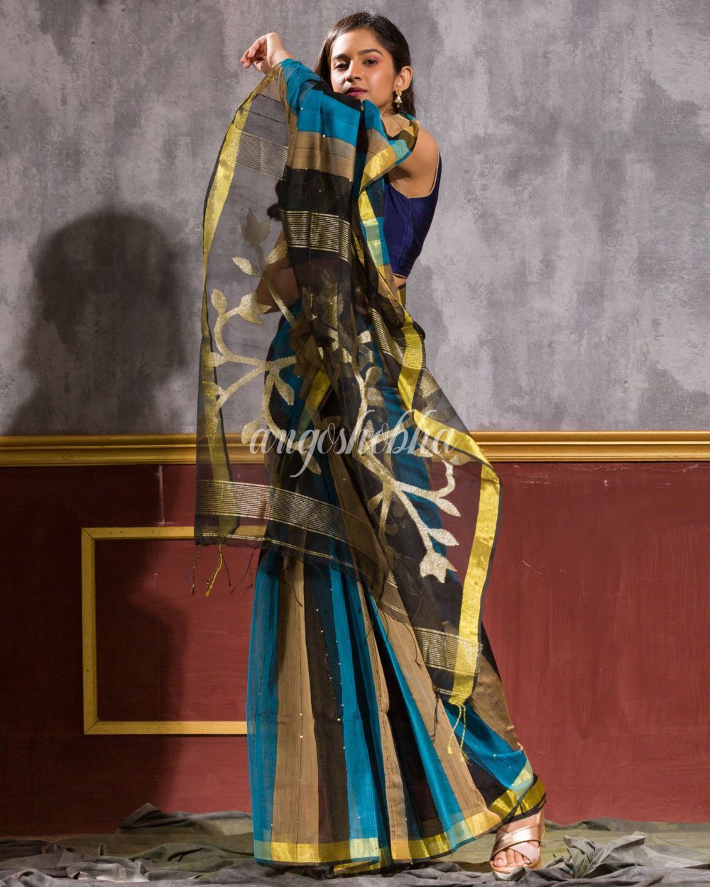 Women's Multicolor Blended Cotton Sequins Jamdani Saree