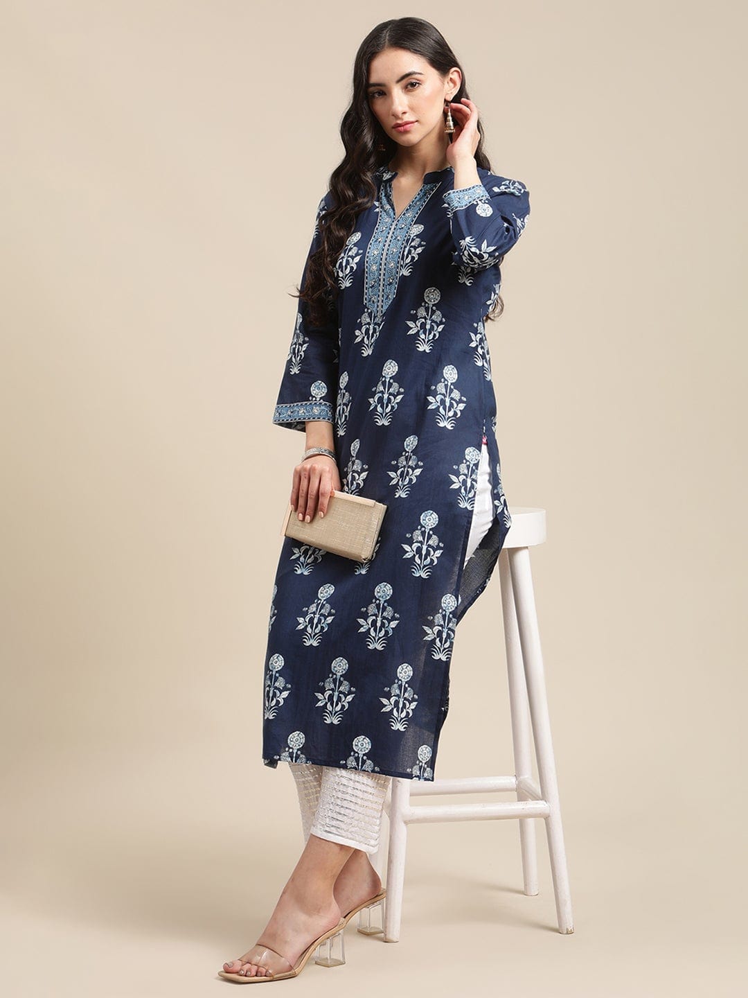 Women's Indigo Floral Printed Kurta With Patch Embroidery On Yoke And Sleeves