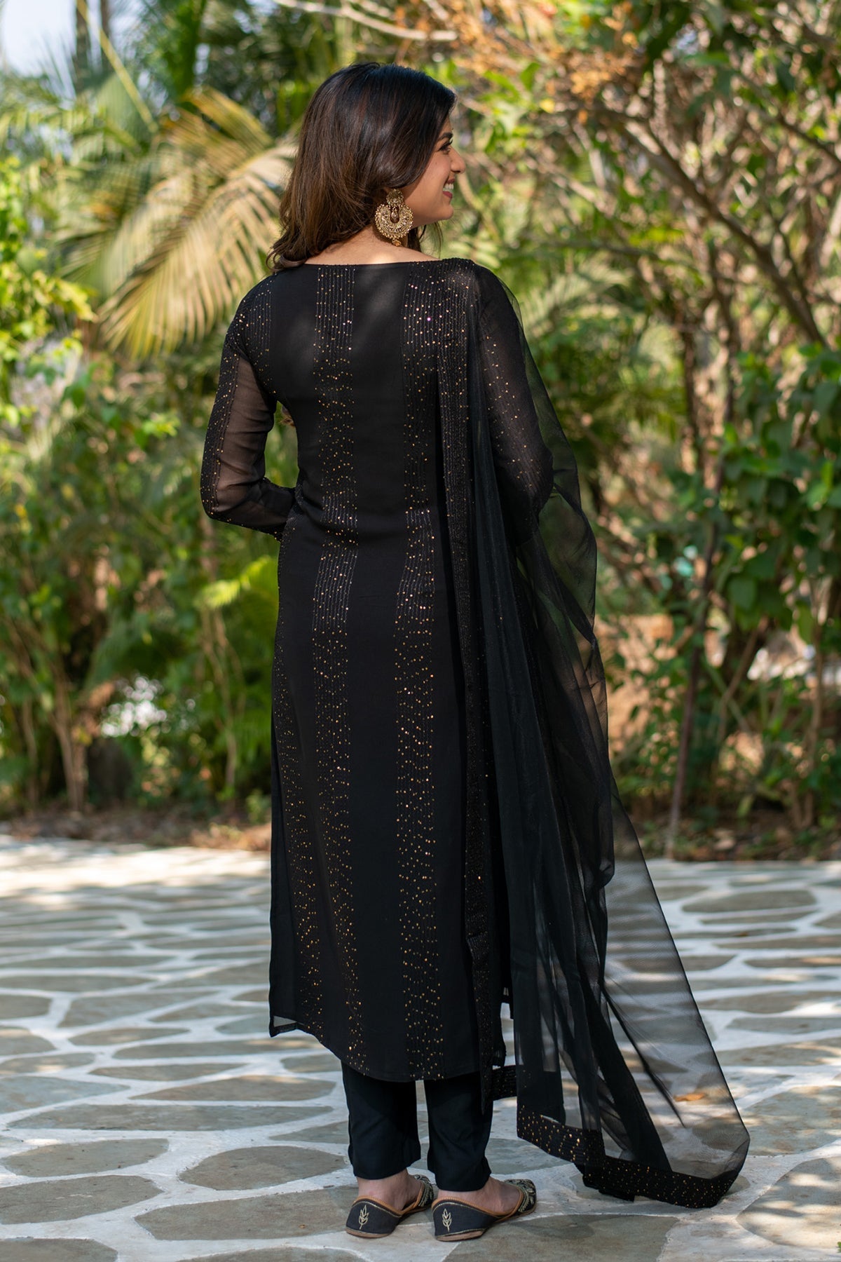 Women's Black And Gold Thread Work Kurta Set