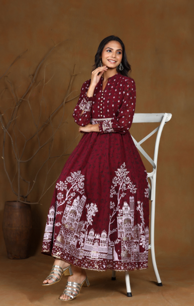 Women's Georgette Printed Flared Dress With Belt