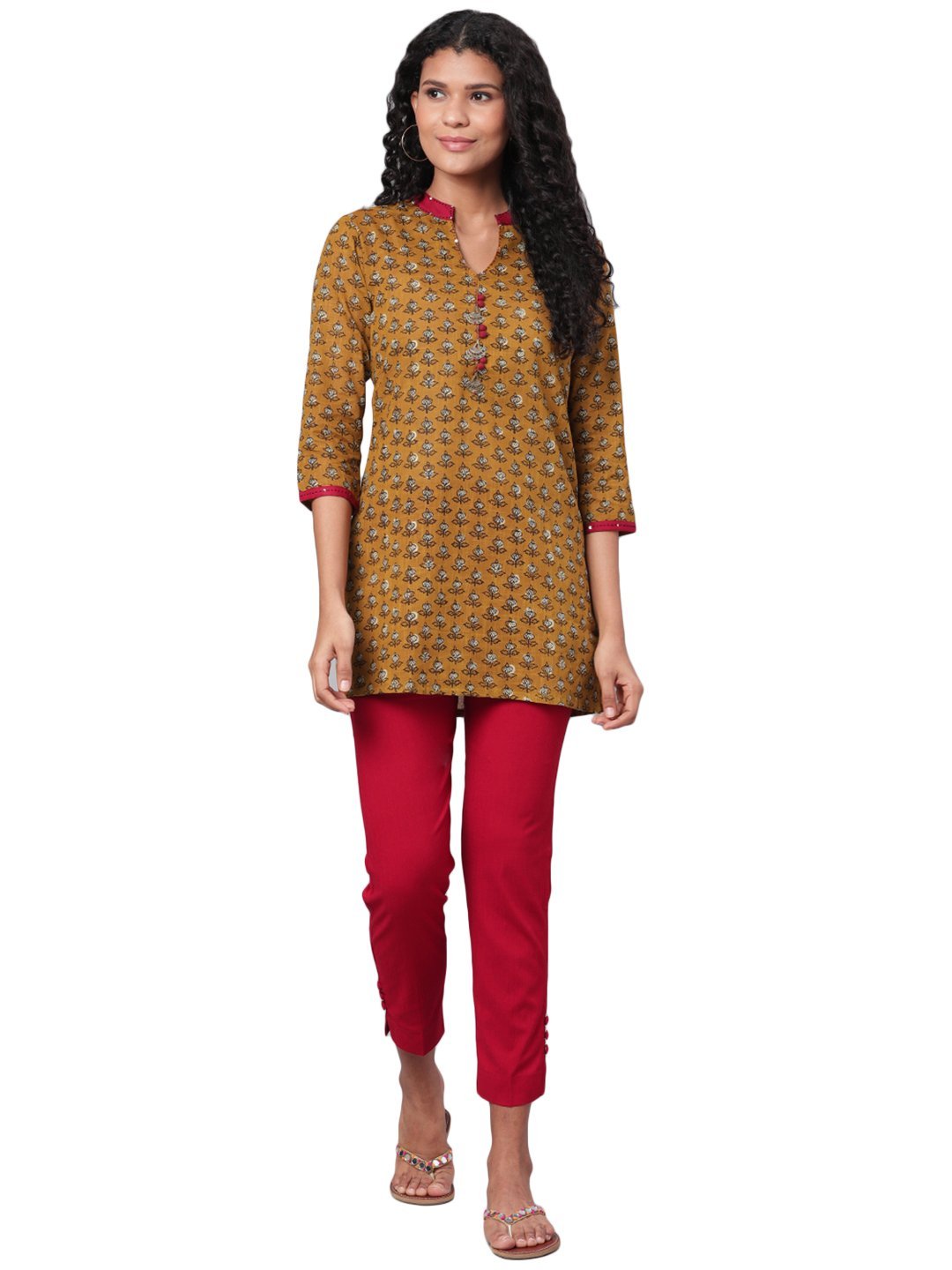 Women's Beige Printed 3/4 Sleeve V Neck Cotton Slub Casual Kurta Only
