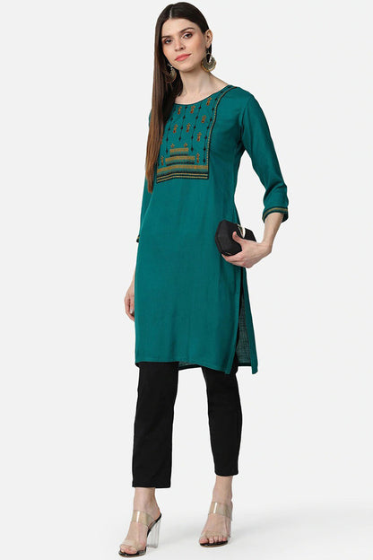 Women's Green Yoke Design Thread Work Kurta