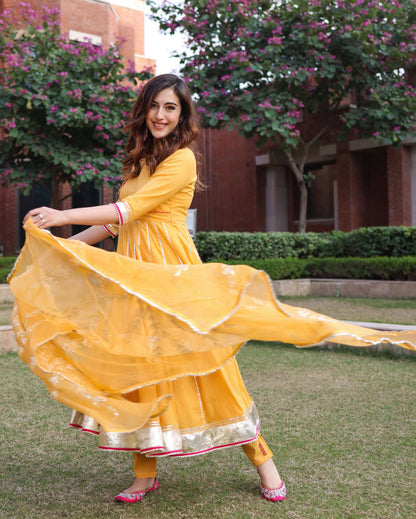 Women's Yellow Popcorn Gotapatti Suit Set