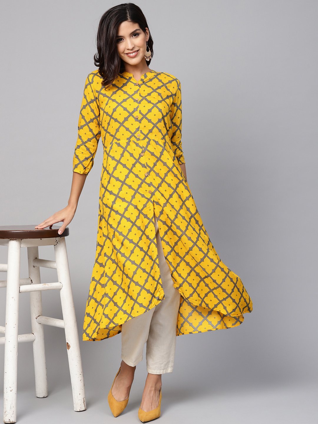 Women's Yellow Cotton Printed 3/4 Sleeve Coller Neck Dress