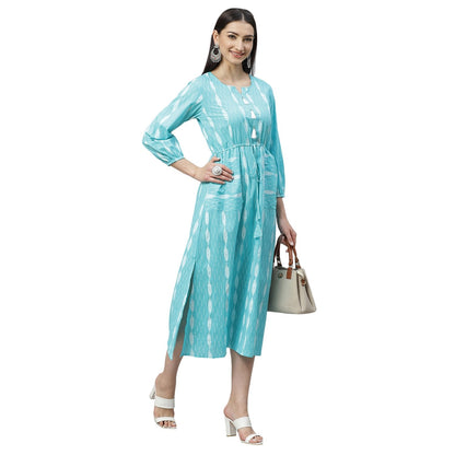 Women's Blue Cotton Printed 3/4 Sleeve Round Neck Casual Dress