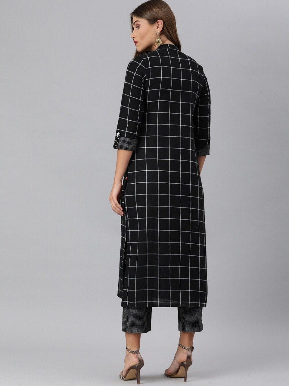 Women's KSUT Women Black & White Checked Kurti with Trousers