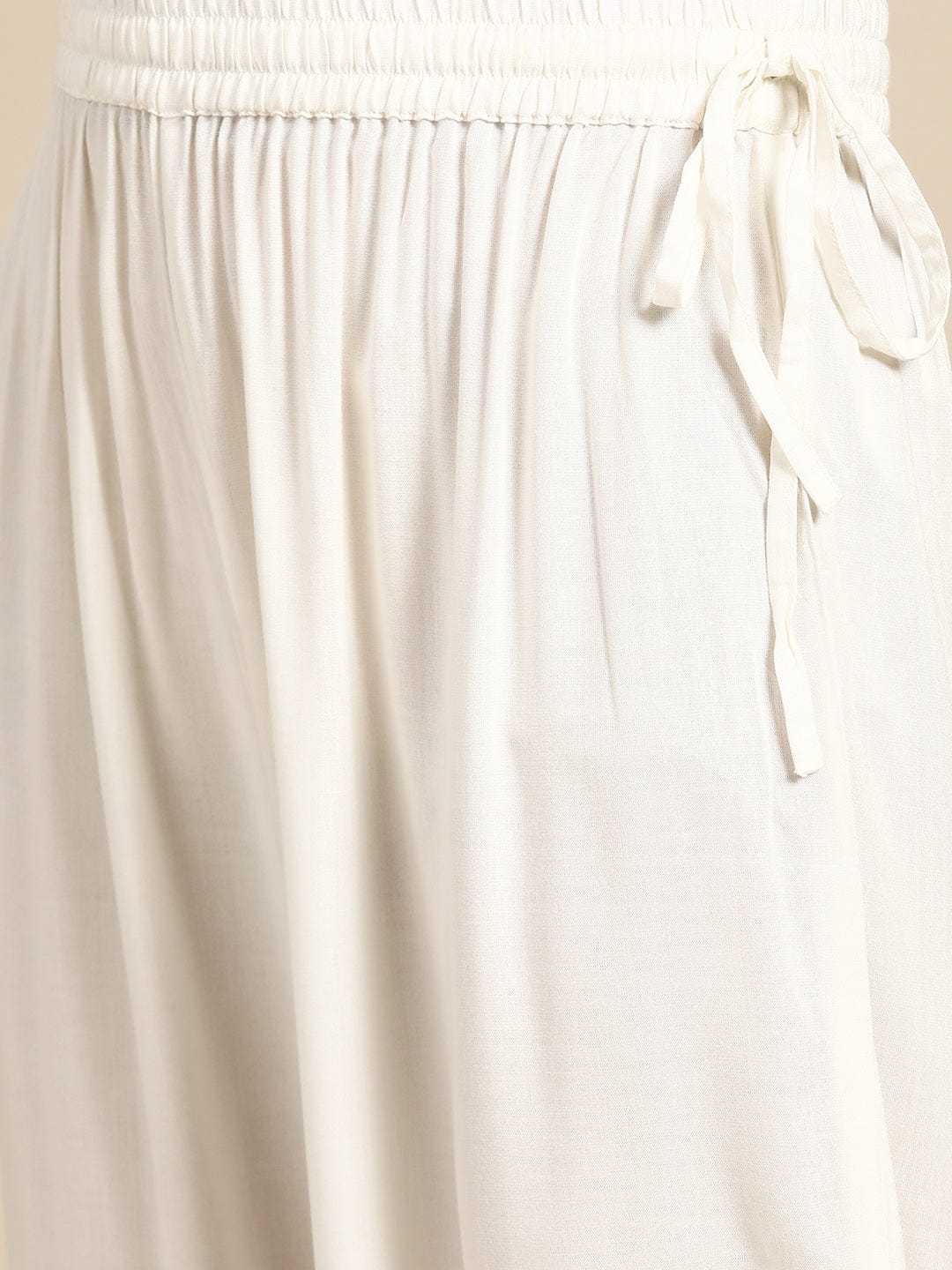 Women's White Loose Fit Solid Regular Trousers