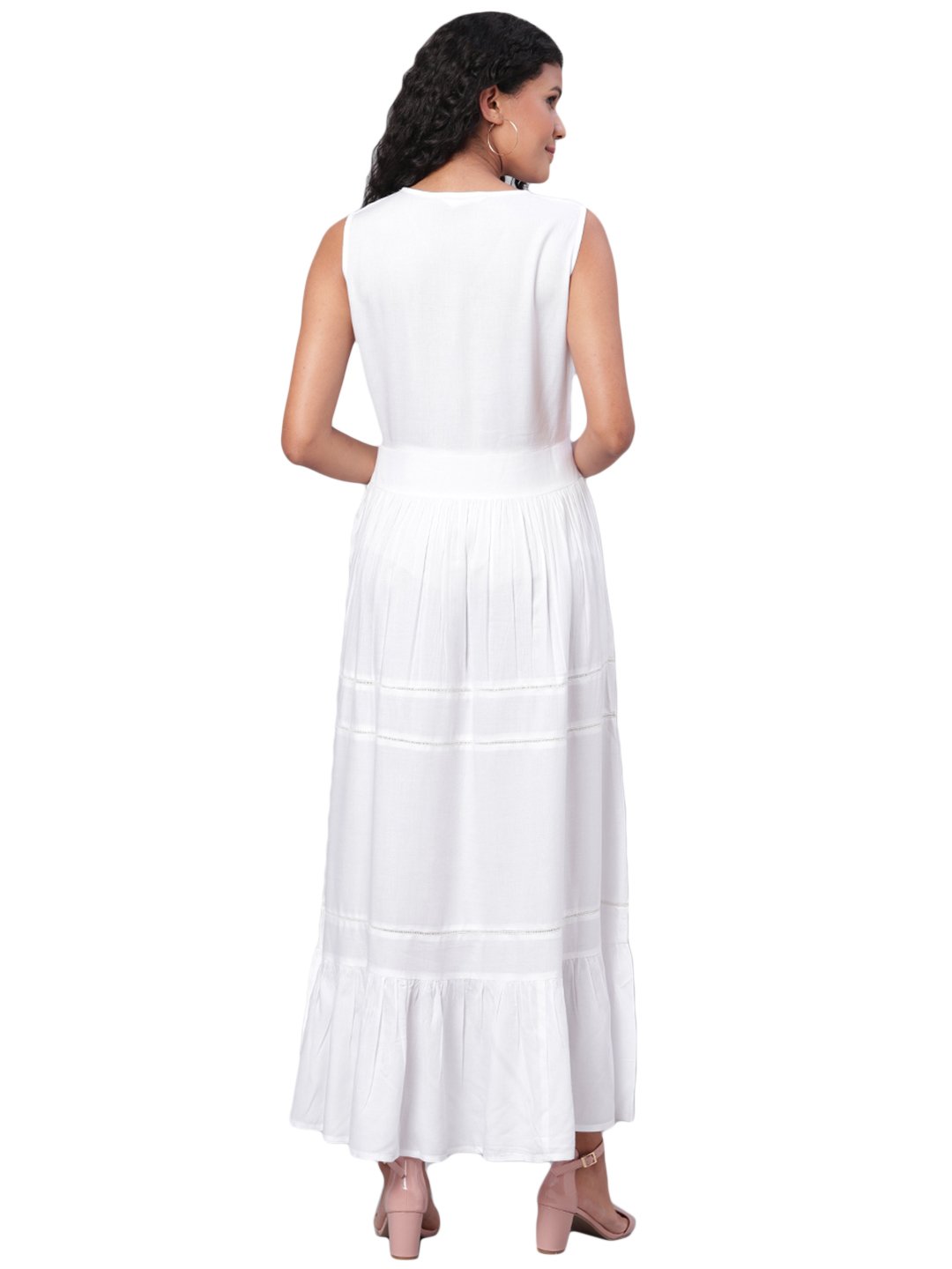Women's White Solid Sleeveless Cotton V Neck Casual Dress