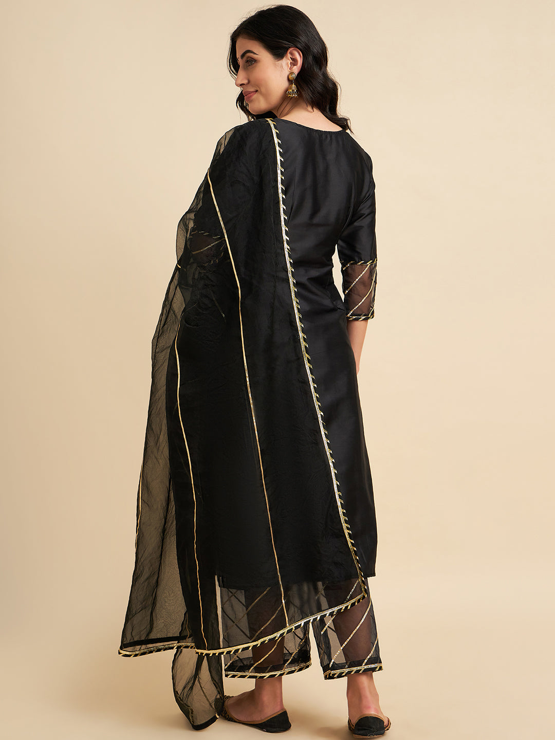 Color_Black