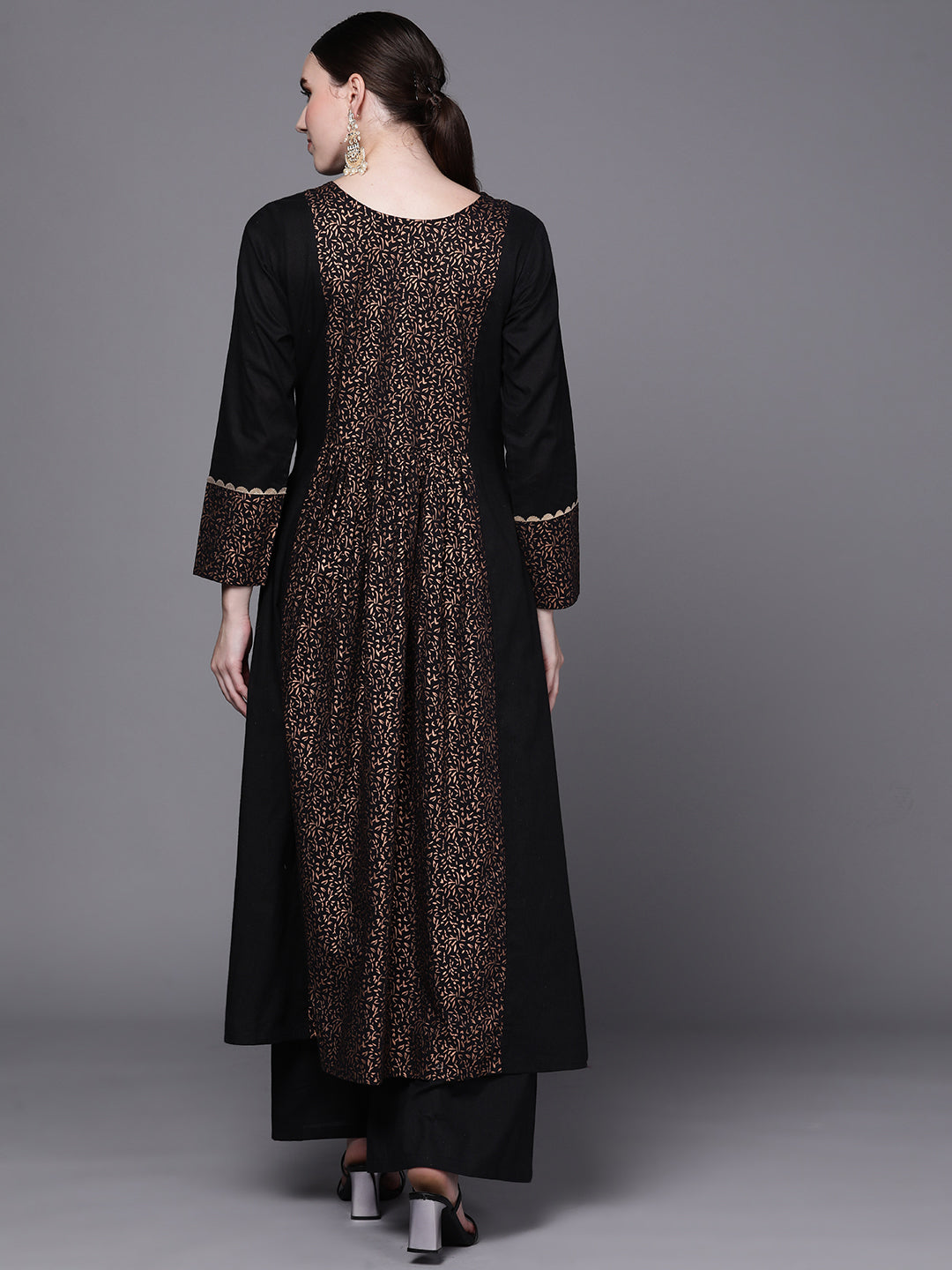 Color_Black