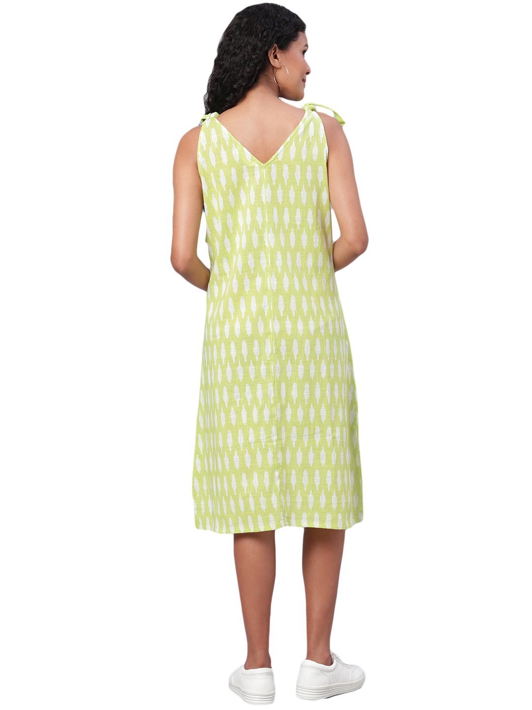 Women's Green Printed Sleeveless Cotton Slub V Neck Casual Dress