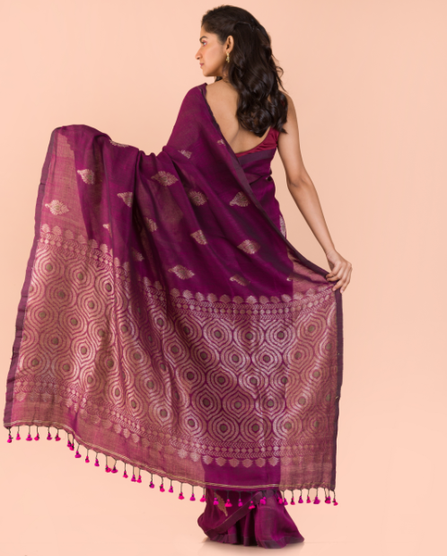 Women's Purple handwoven line saree