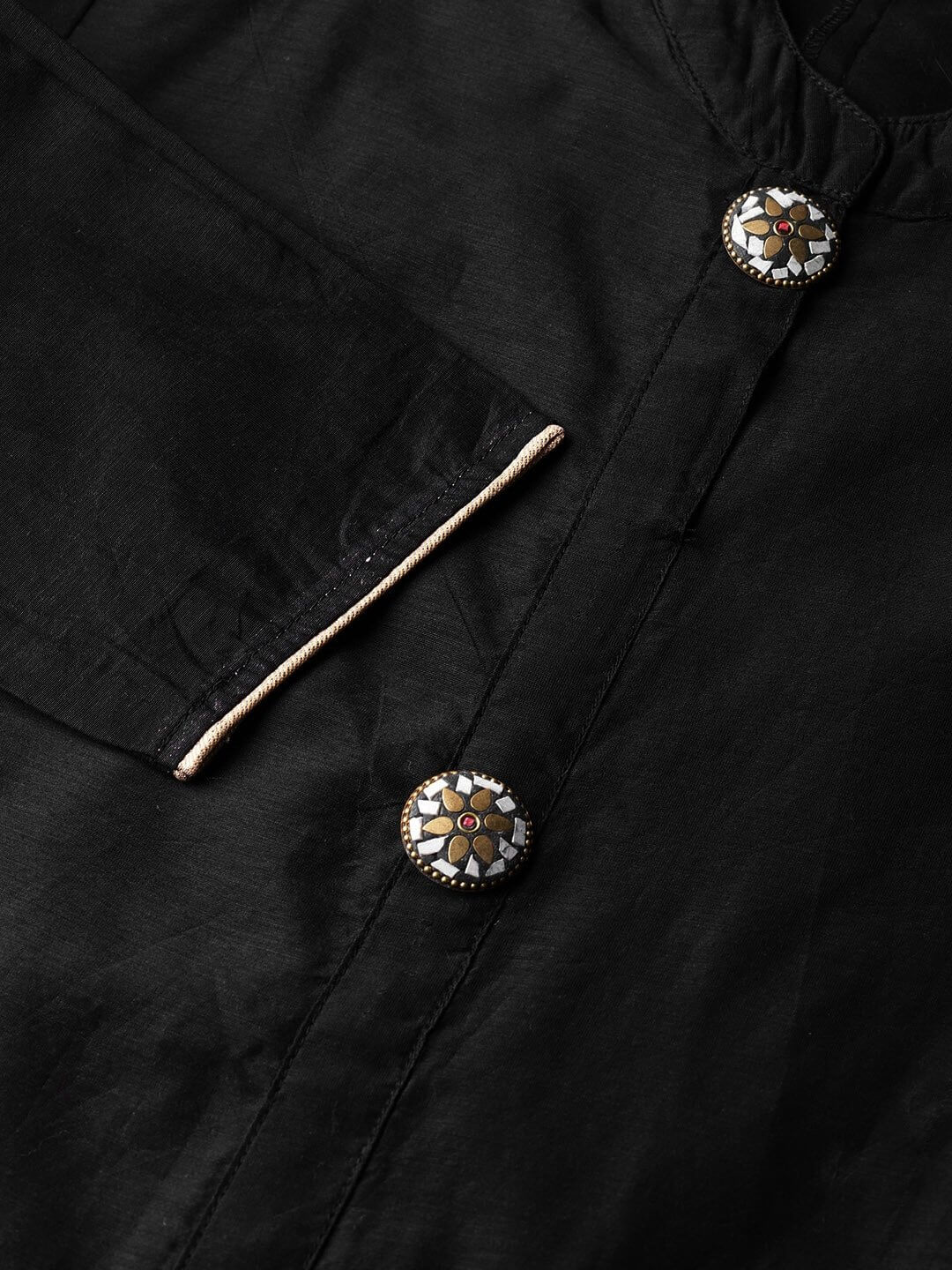 Color_Black