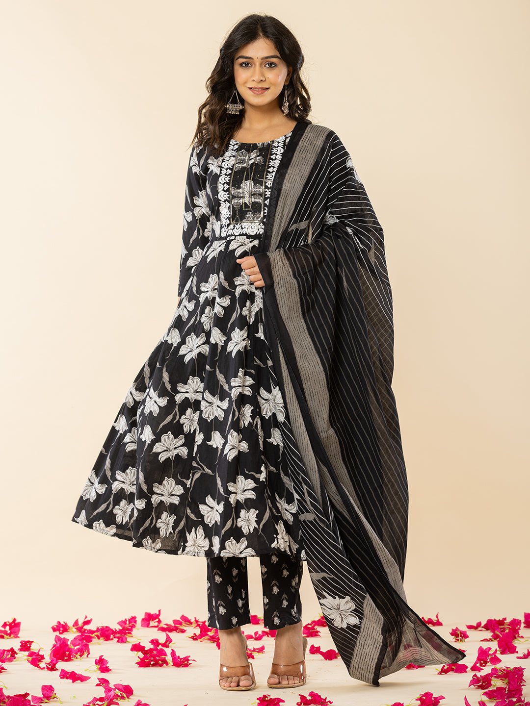 Color_Black