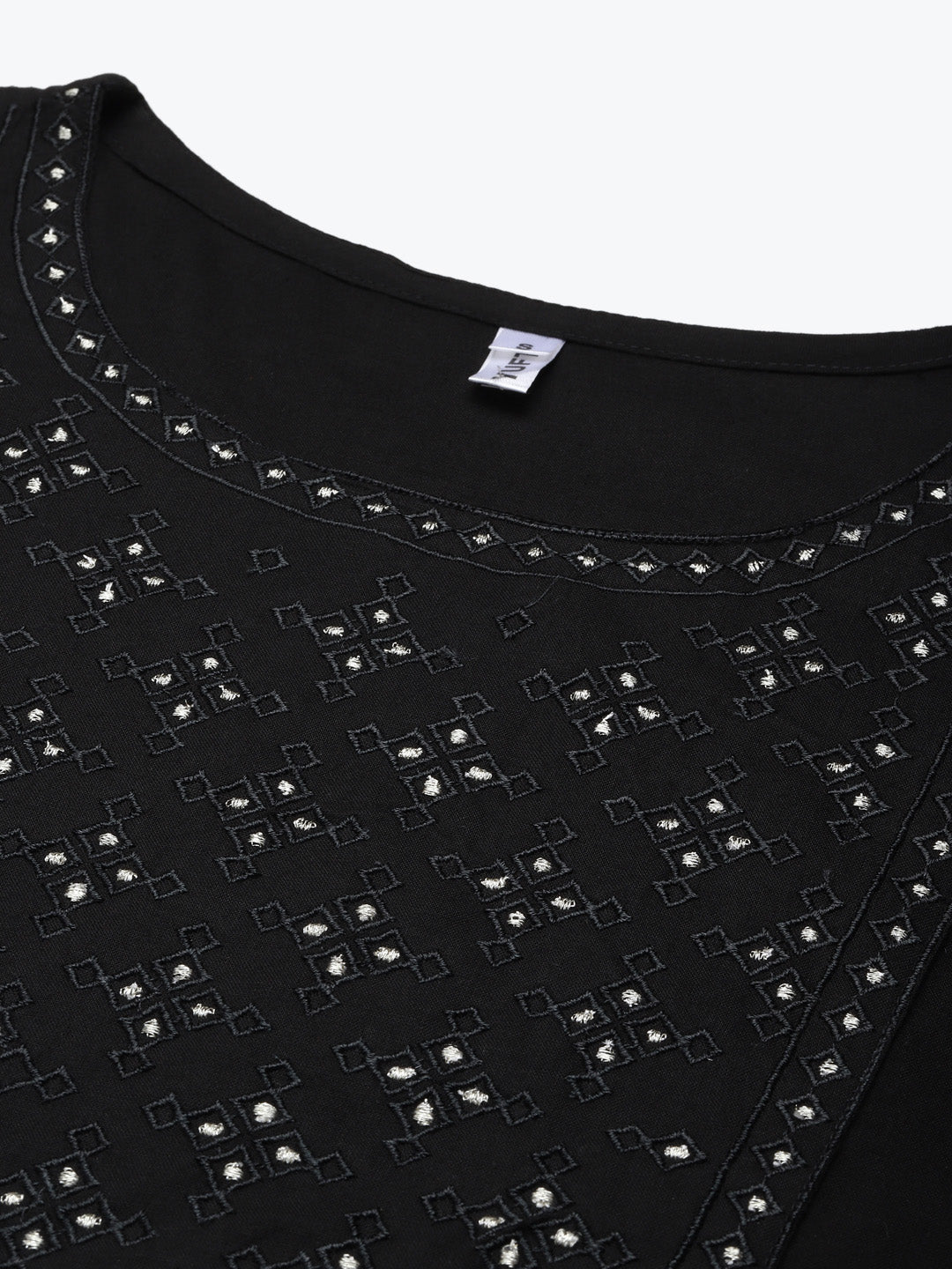 Color_Black