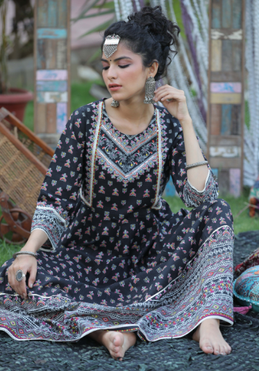 Women's Black Cambric Floral Print Anarkali Kurta Dress With Mask