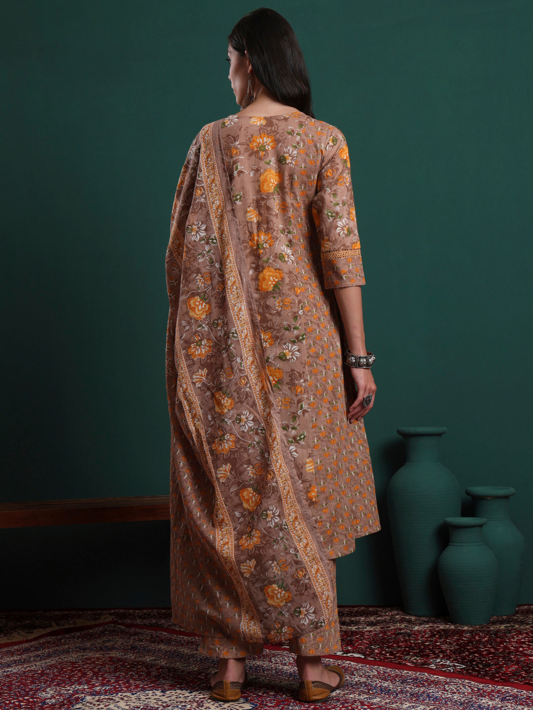 Color_Brown