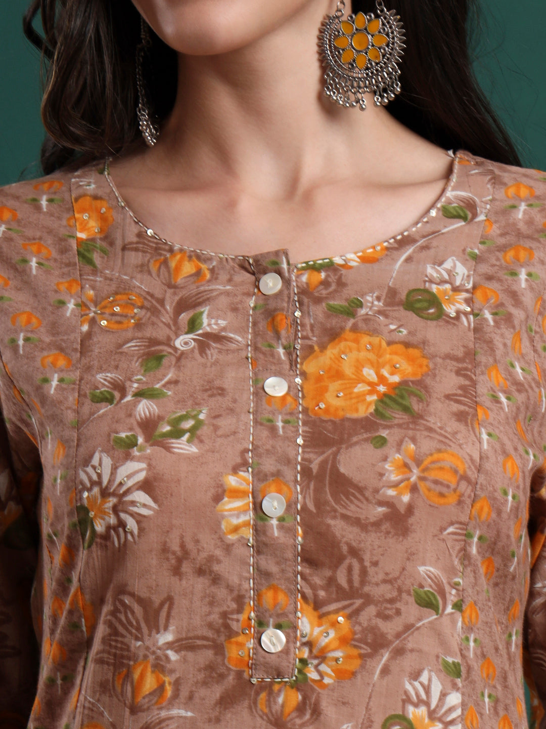 Color_Brown