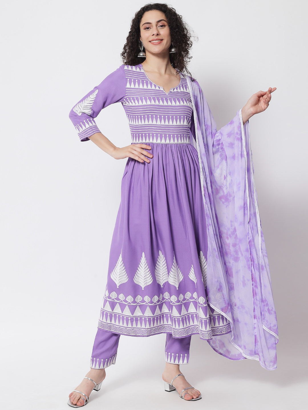 Women's Purple Embroidered Panelled Thread Work Kurta with Trousers & With Dupatta