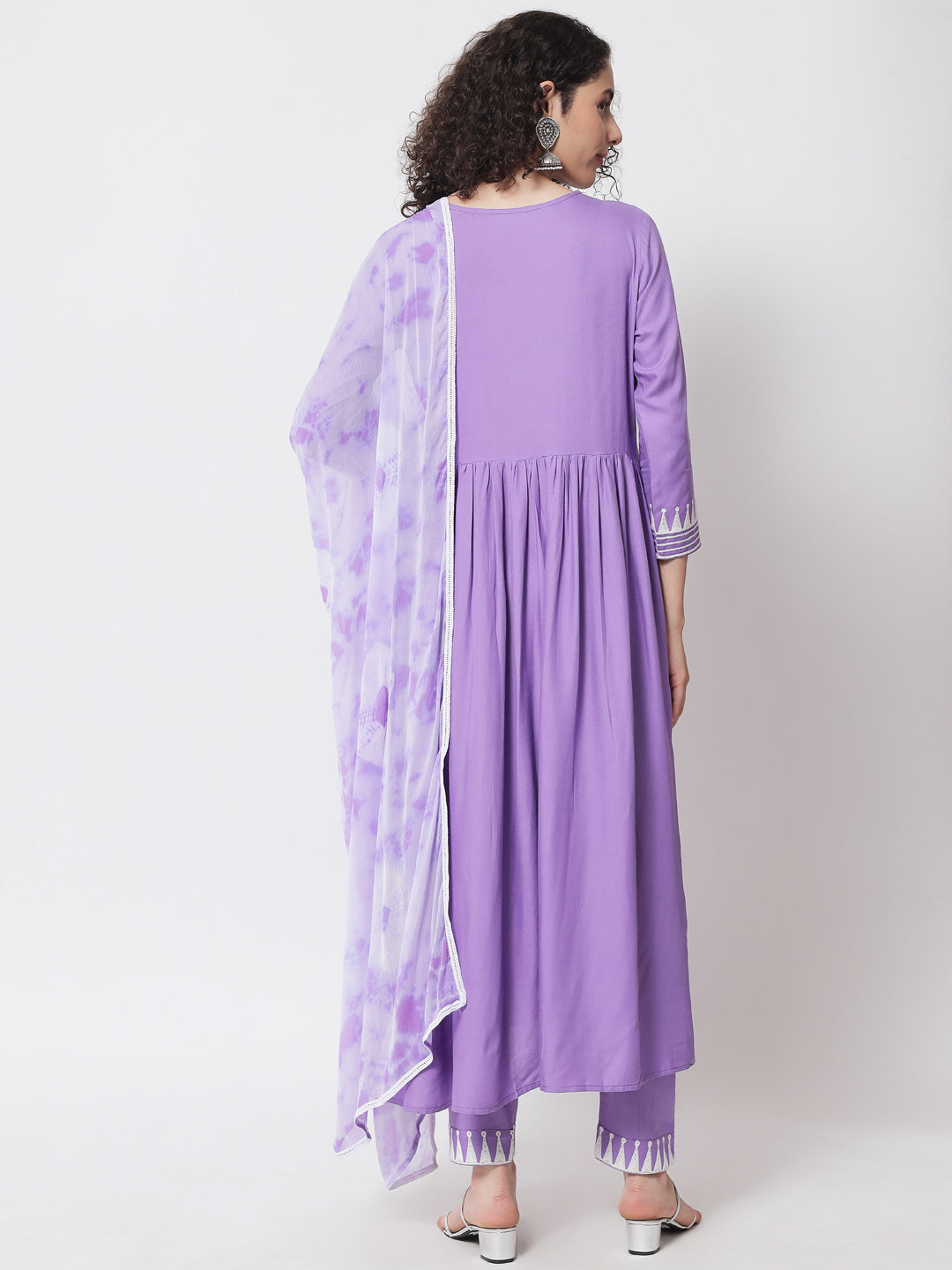 Women's Purple Embroidered Panelled Thread Work Kurta with Trousers & With Dupatta