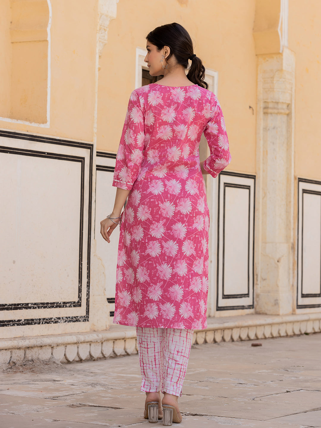 Color_Pink