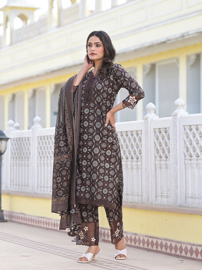 Color_Brown