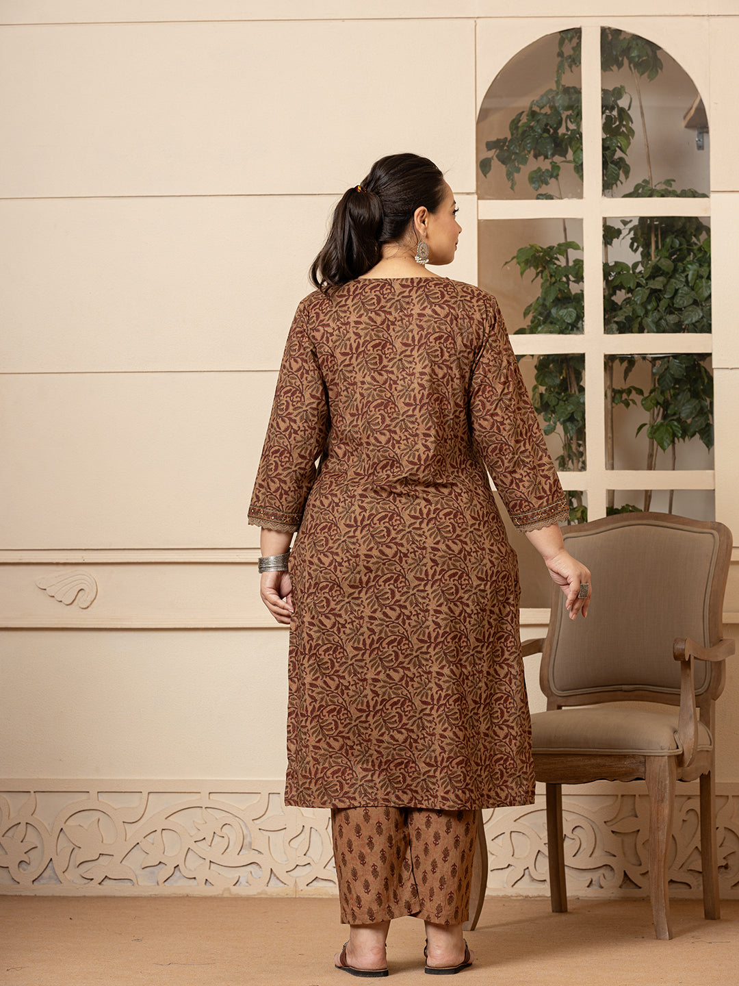 Color_Brown