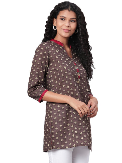 Women Brown Printed Cotton Kurta by Myshka (
