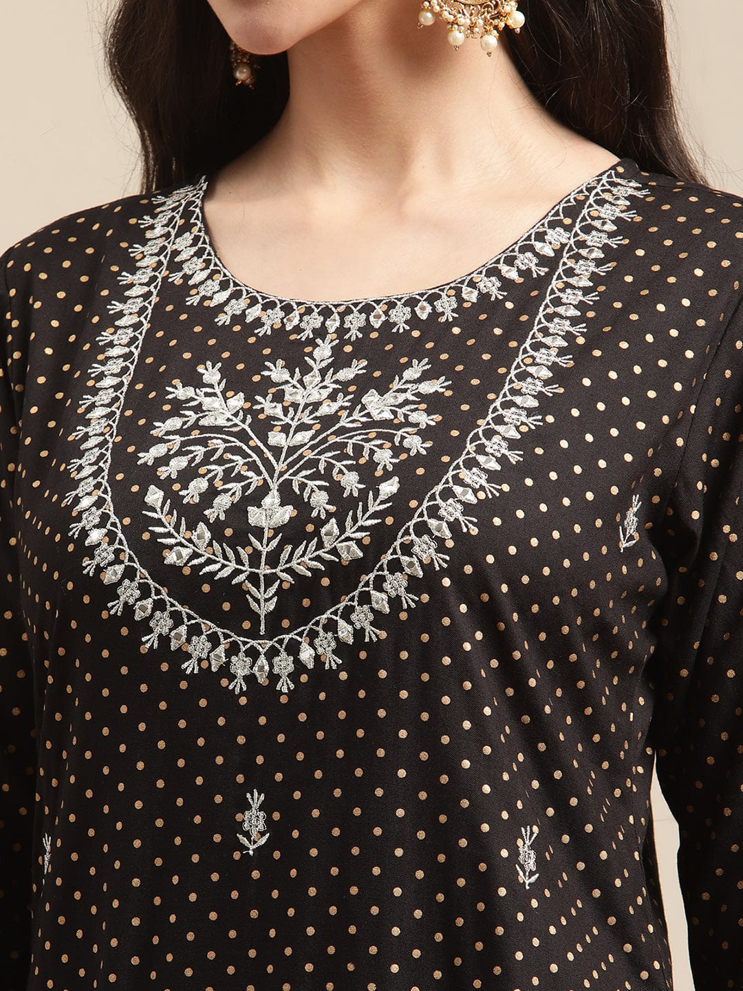 Women's Black And Gold Foil Printed Kurta With Zari And Mirror Yoke Embroidery