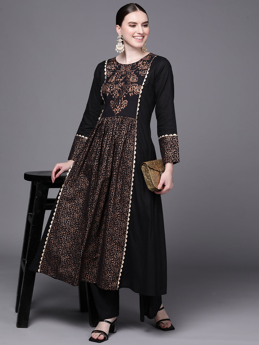 Color_Black