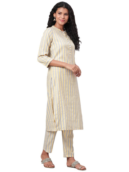 Women's Yellow Printed 3/4 Sleeve Cotton Maidran Coller Kurta & Palazzo Set