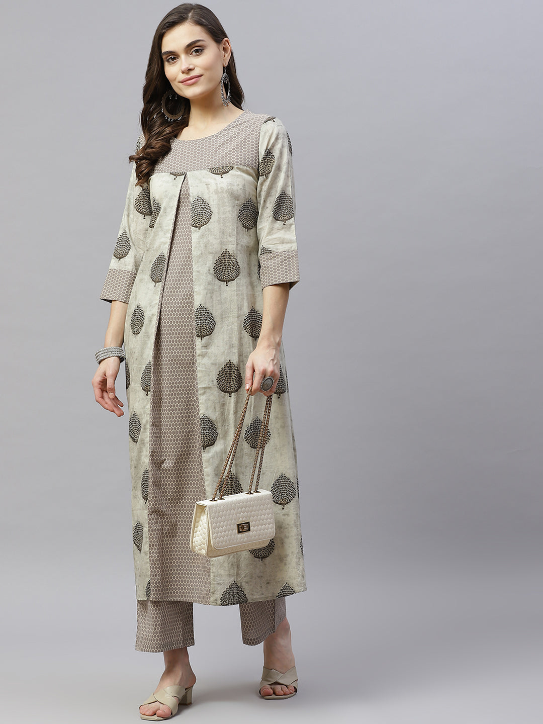 Color_Beige