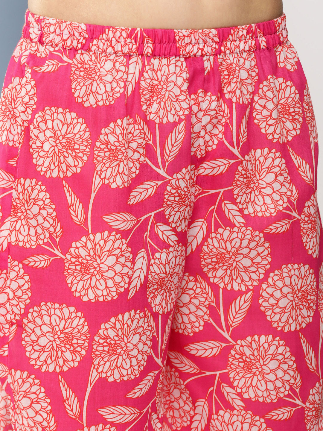 Women's Pink Floral Print A- Line Kurta With Lace Detailing & Pink Floral Print Trousers