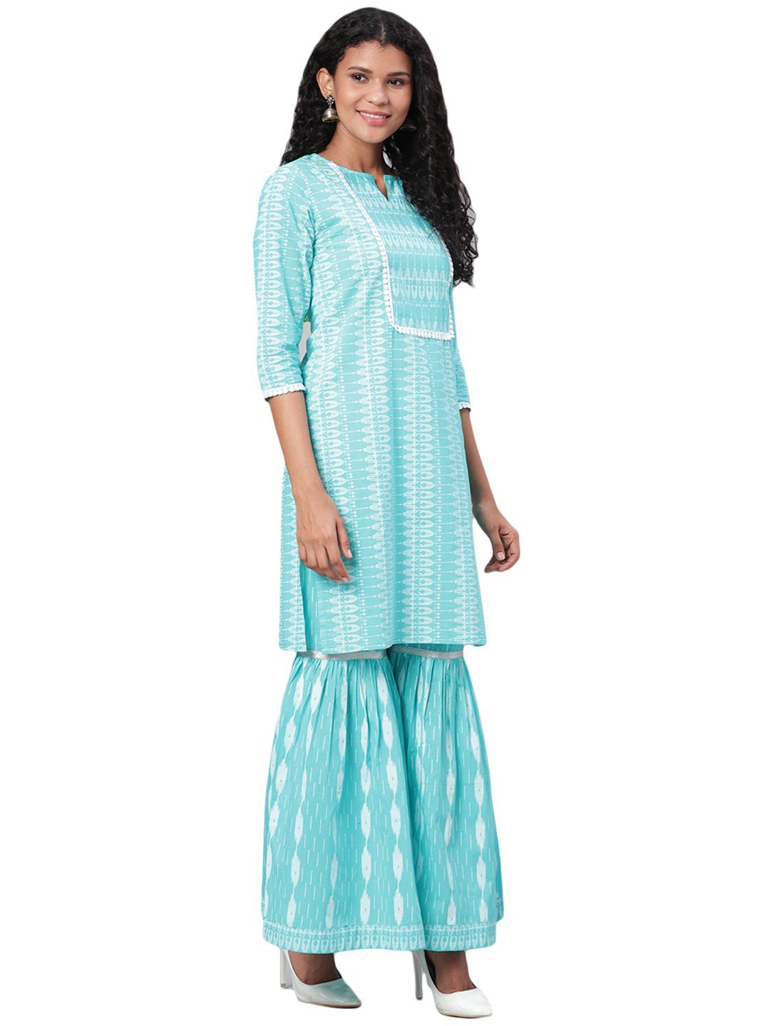 Women's Blue Printed 3/4 Sleeve Cotton Slub Maidran Coller Casual Kurta & Sharara Set