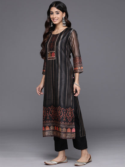 Color_Black
