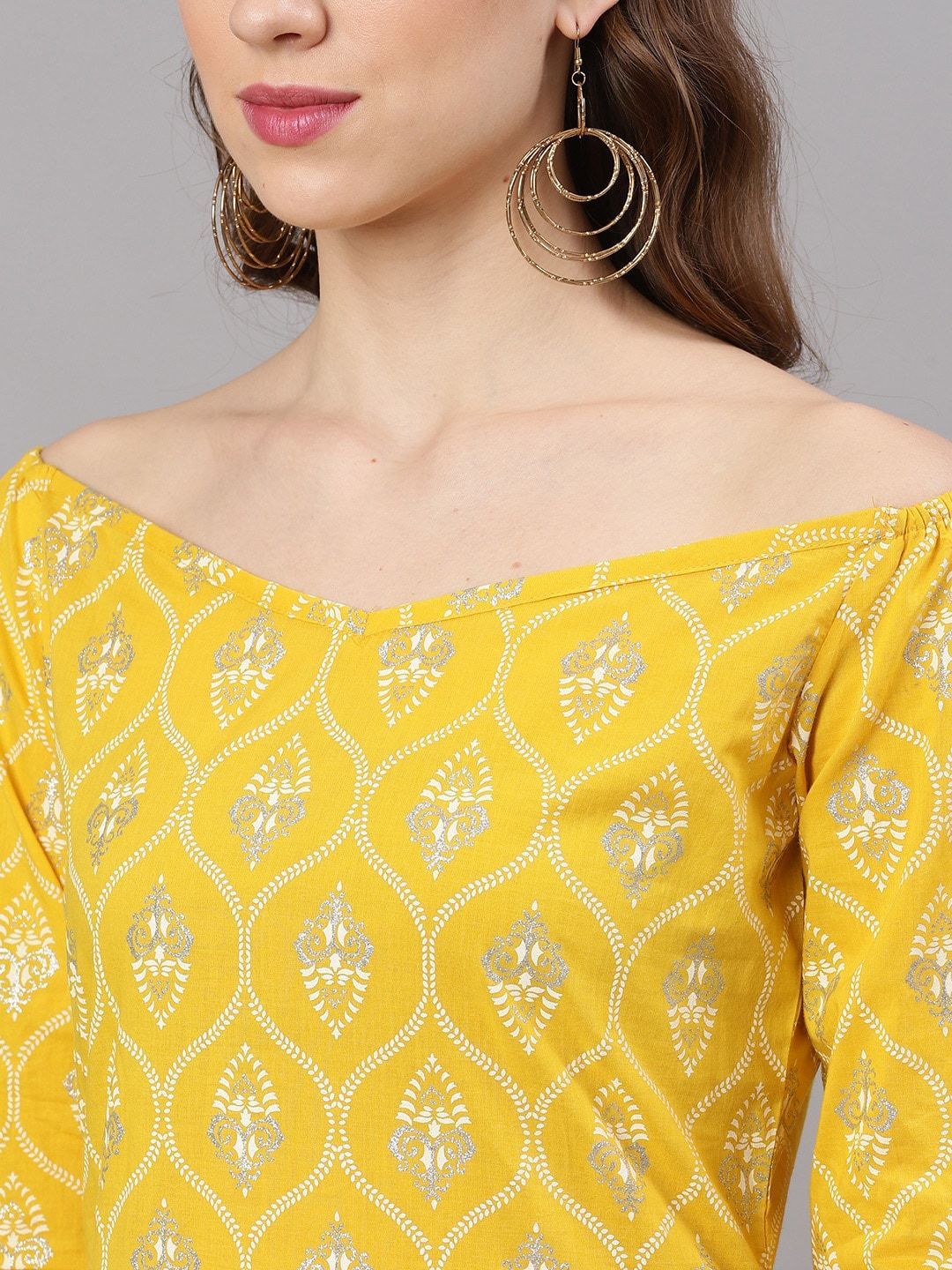 Women's  Yellow Printed Straight Kurta