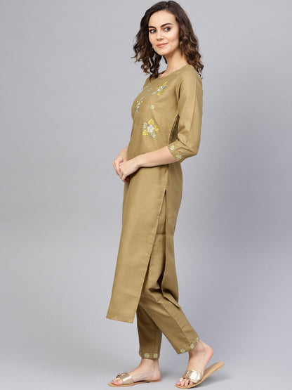 Color_Beige