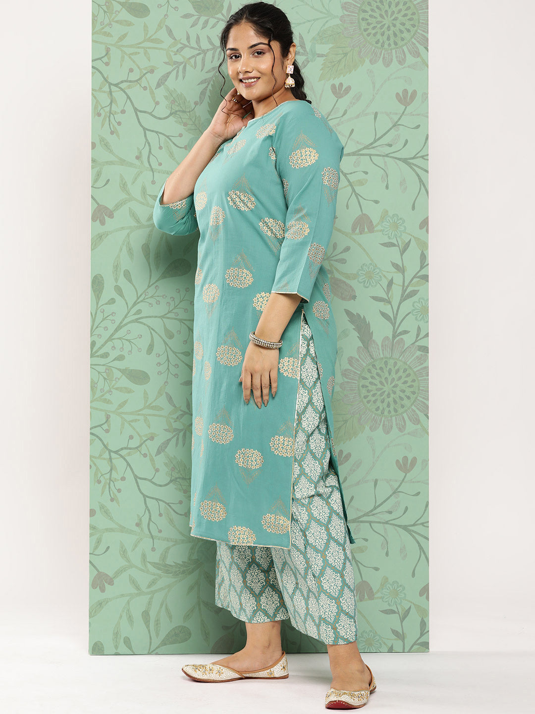 Women's Blue Ethnic Motifs Printed Regular Cotton Kurta With Trousers Set