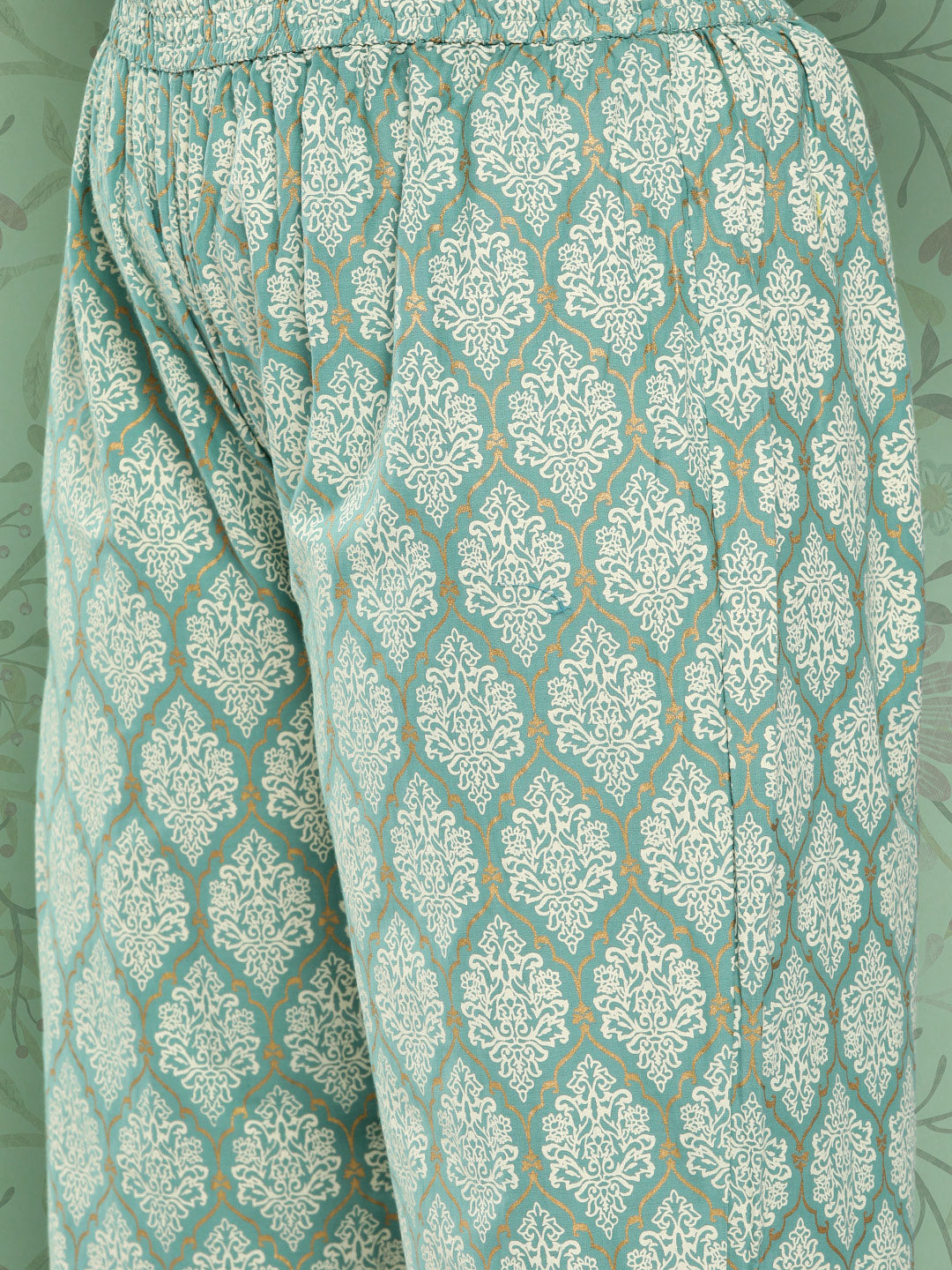 Women's Blue Ethnic Motifs Printed Regular Cotton Kurta With Trousers Set