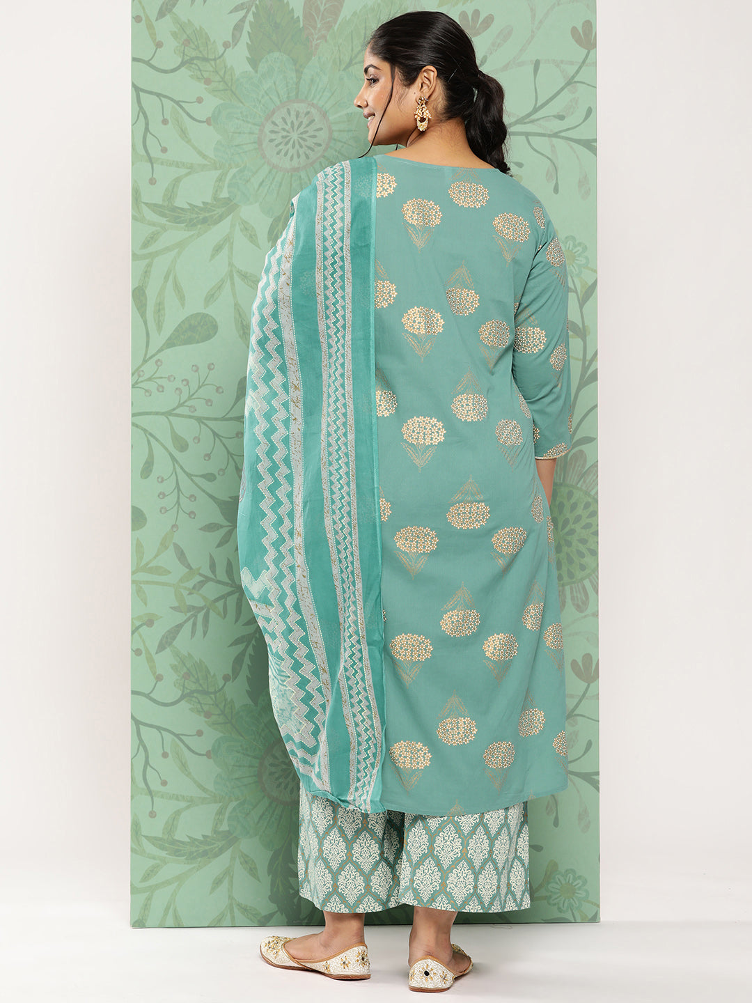 Women's Blue Ethnic Motifs Printed Regular Cotton Kurta With Trousers With Dupatta