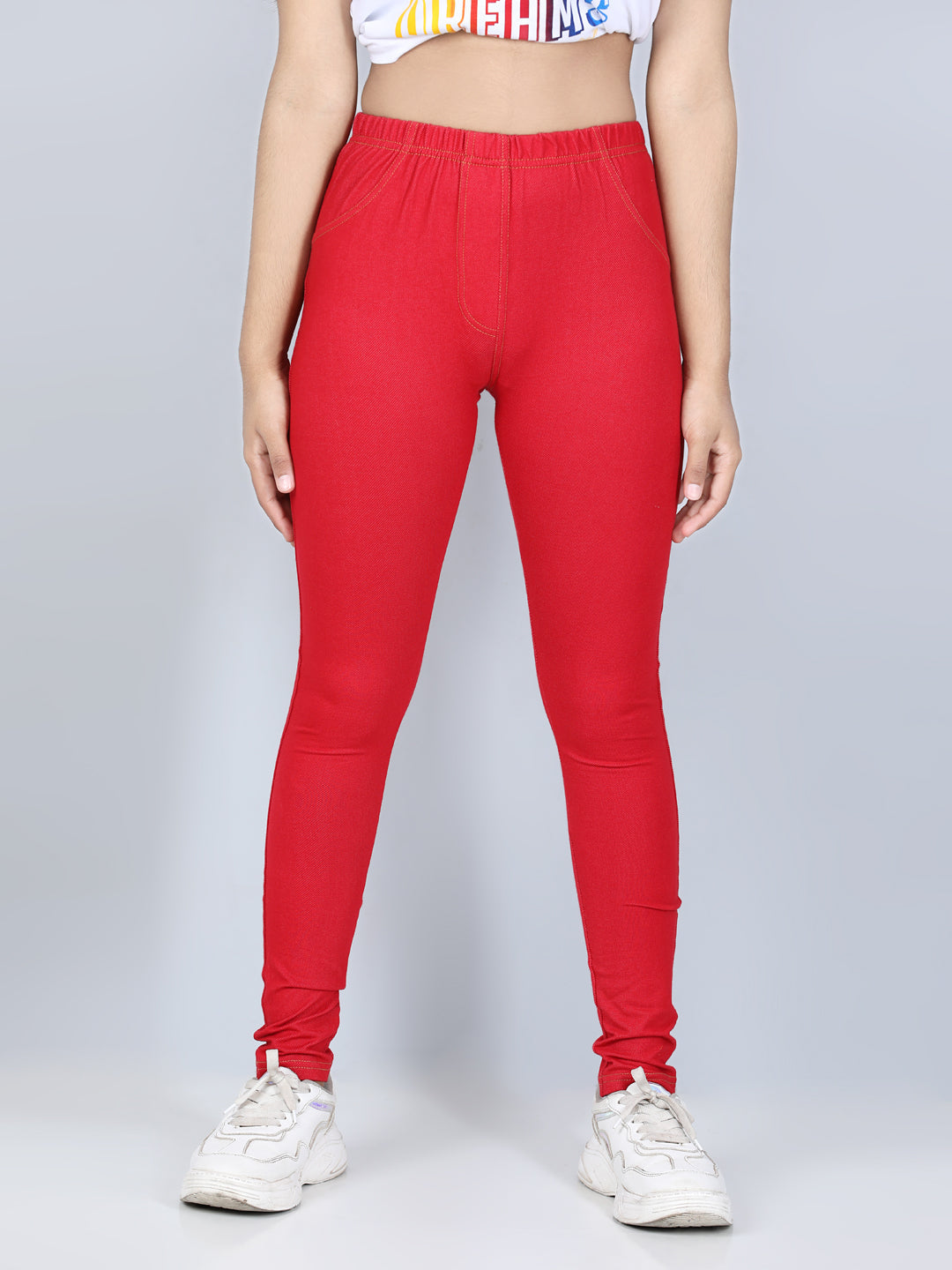 Color_Cream & Red