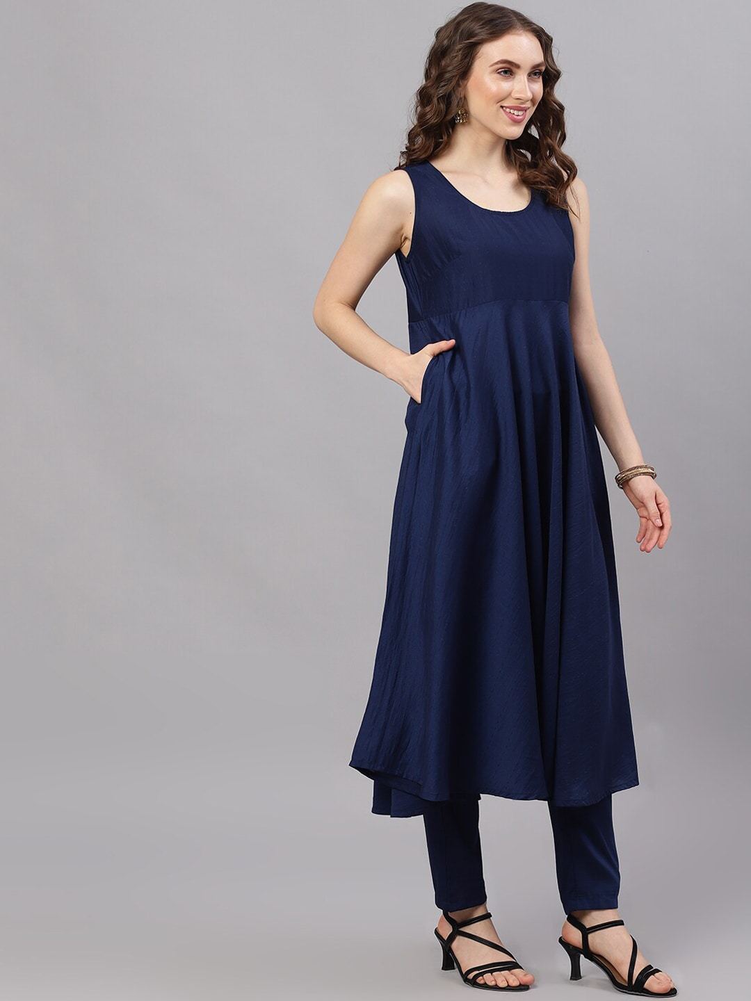 Women's  Navy Blue & Mauve Solid Kurta with Trousers & Dupatta