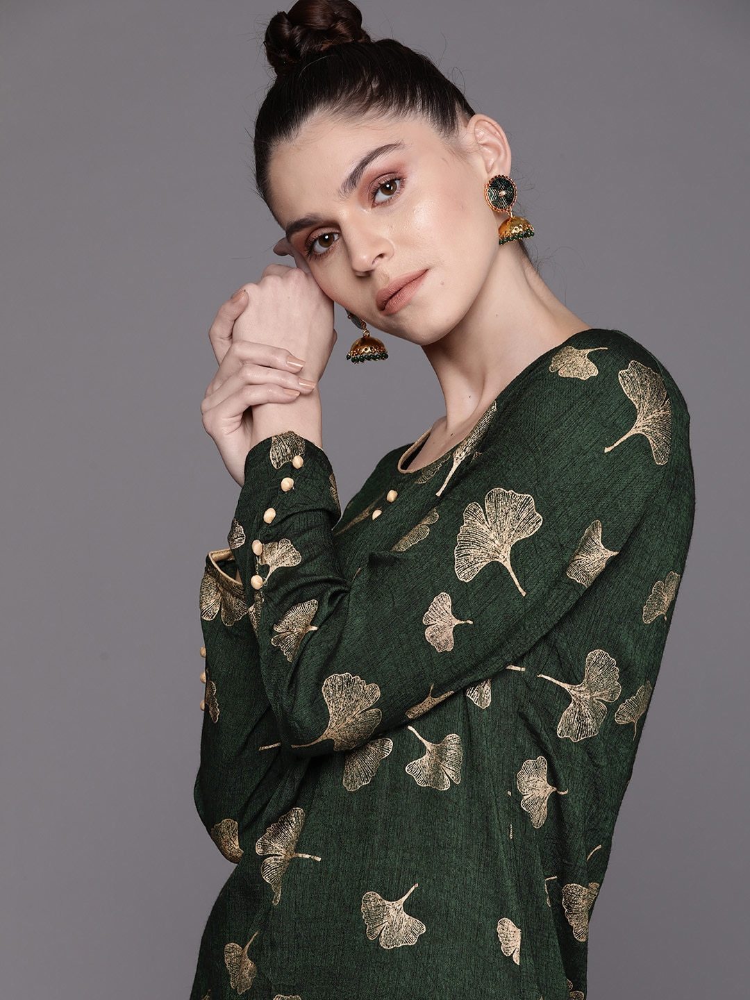 Women's  Green & Golden Printed Kurta with Skirt