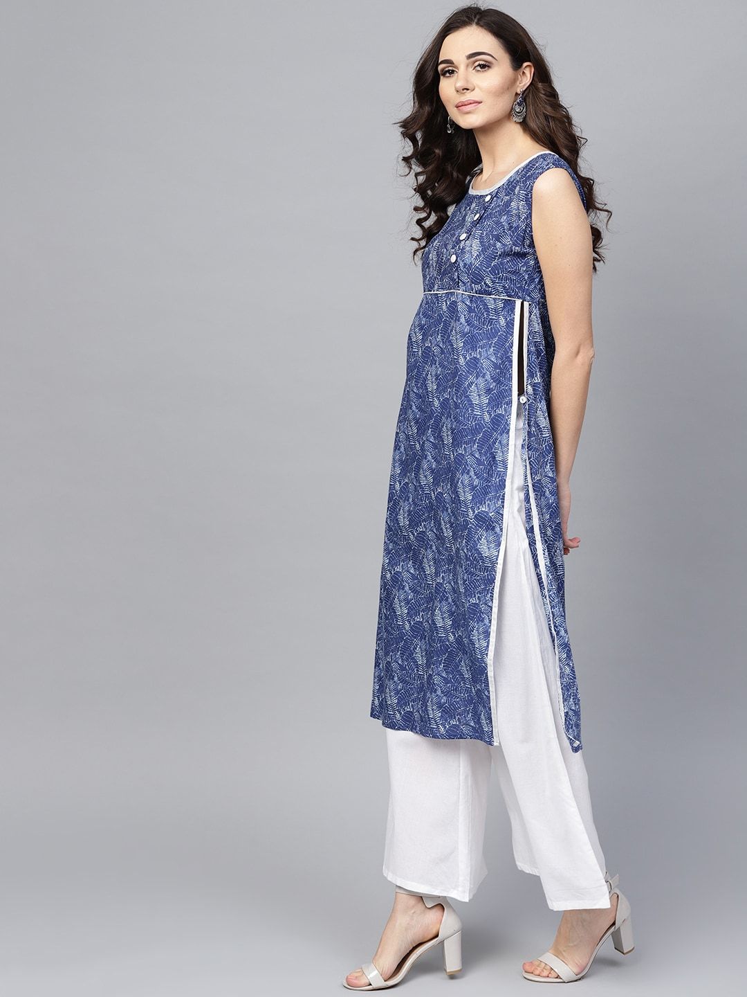Women's  Navy Blue & White Printed Kurta with Palazzos